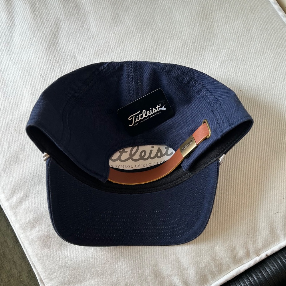 Titleist Navy Blue Cap with White Embroidered Logo - Picture 6 of 6